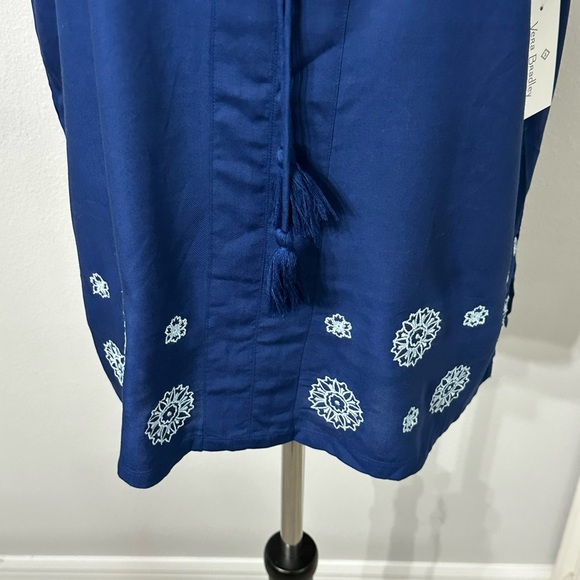 Vera Bradley Blue Tie Front Blouse with Short Sleeves - Picture 2 of 8